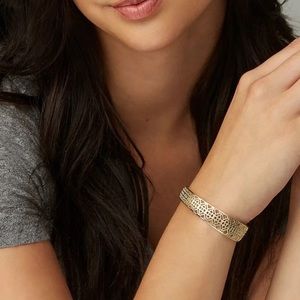 New Kendra Scott Uma Cuff in Gold!